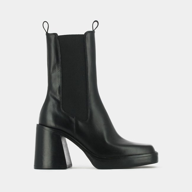 Bossa Leather Ankle Boots with Heel, black, JONAK