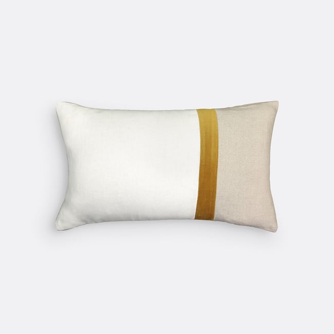 Housse de coussin rectangulaire, Onega x Velvet ecru <span itemprop=