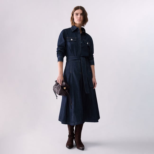 Robe chemisier longue en denim délavage normal <span itemprop=