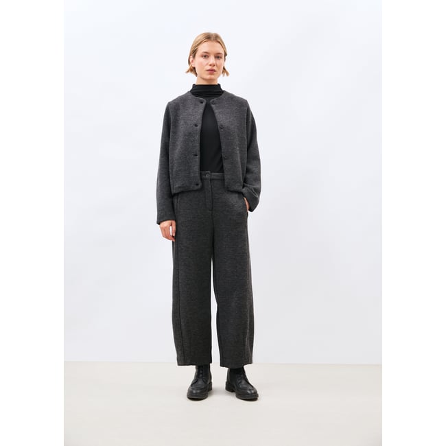 Pantalon large 7/ème en jersey noir/anthracite <span itemprop=