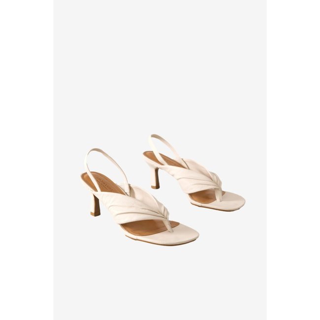 Chaussures à bride arrière et entredoigt - NEXT