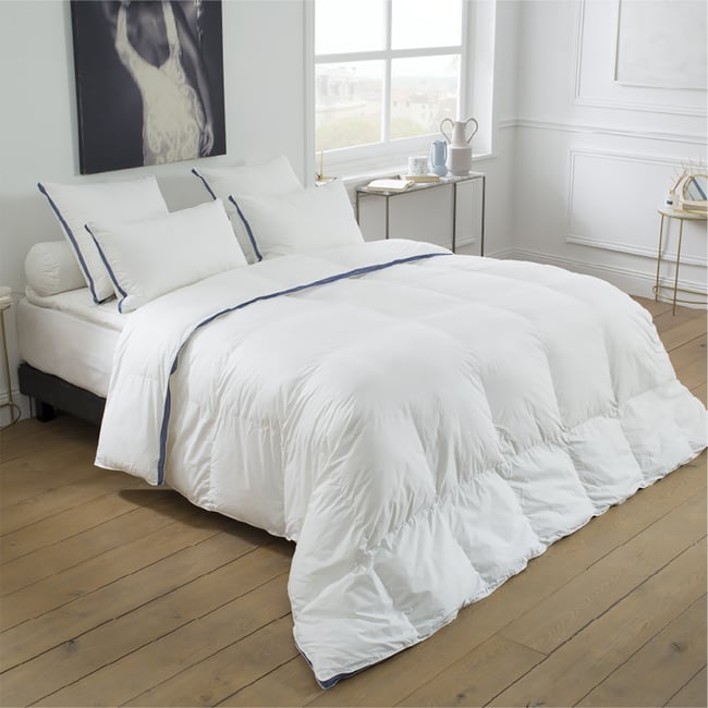 Couette Villa - Tempérée Couleur blanc <span itemprop=