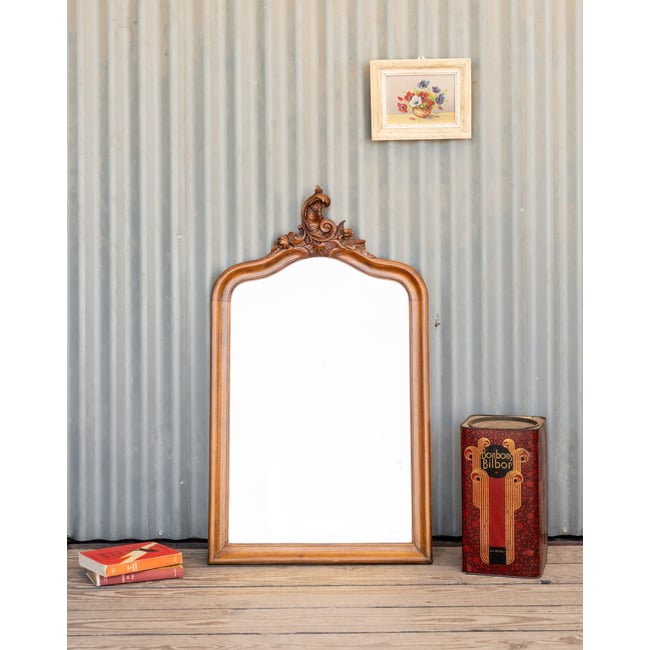 Miroir en bois Georges N°1326 - Bon état Couleur bois foncé <span itemprop=