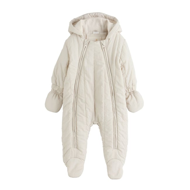 Combinaison bébé en nylon matelassé crème <span itemprop=