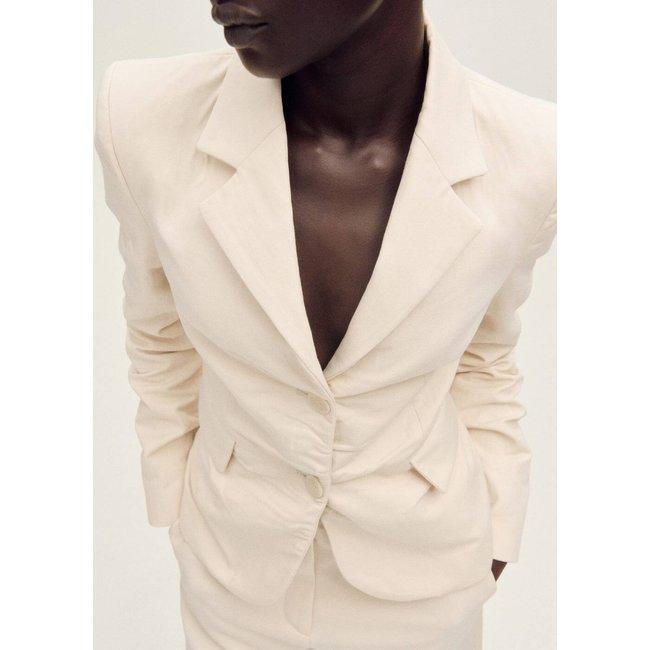 Blazer de costume lin mélangé effet froissé écru <span itemprop=