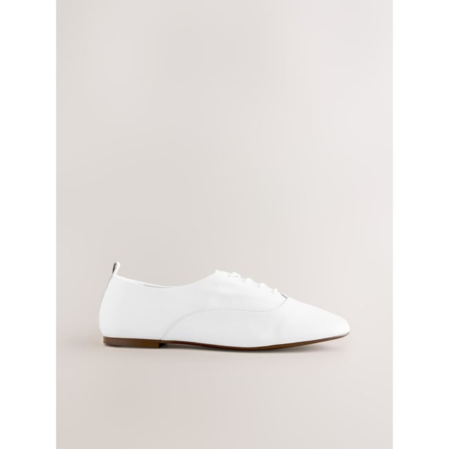 Chaussures jazz à lacets en cuir blanc <span itemprop=