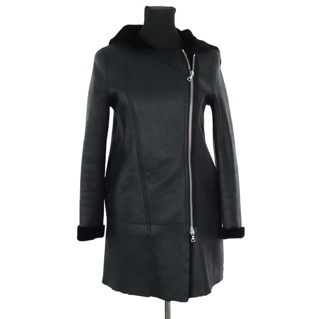 Manteau en cuir - Très Bon État noir <span itemprop=