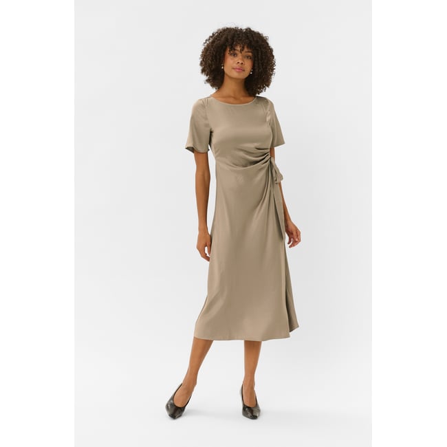 Robe marron falcon <span itemprop=