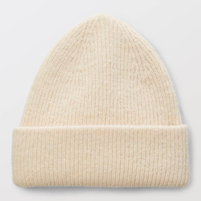 Bonnet à revers contenant de la laine avoine <span itemprop=
