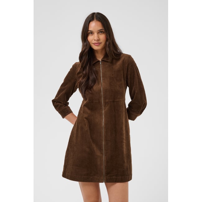 Robe marron carafe <span itemprop=