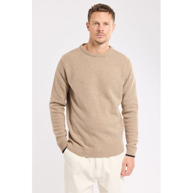 Pull col rond en laine cafe <span itemprop=