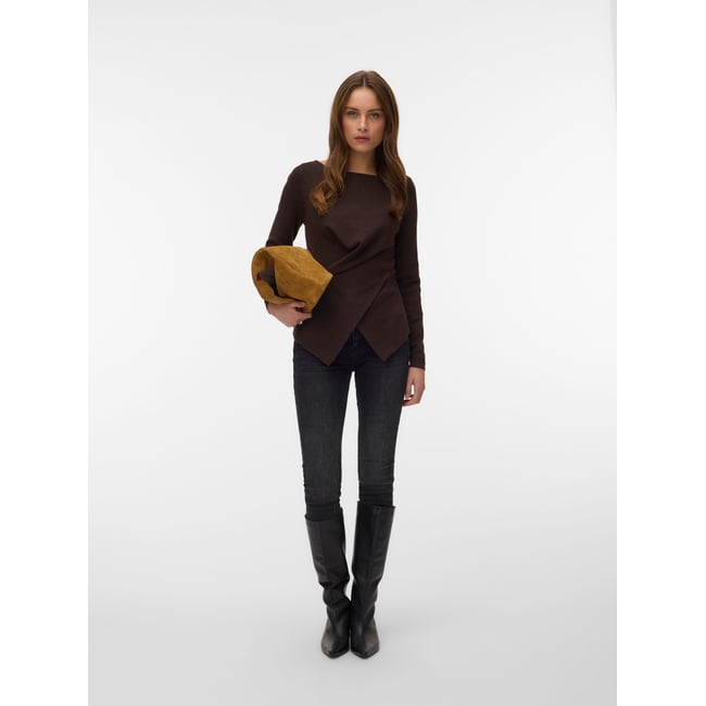 Pull En Maille chocolate torte <span itemprop=