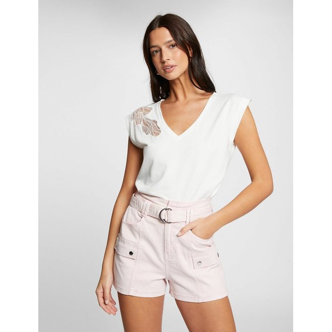 T-Shirt mit V-Ausschnitt weiss <span itemprop=