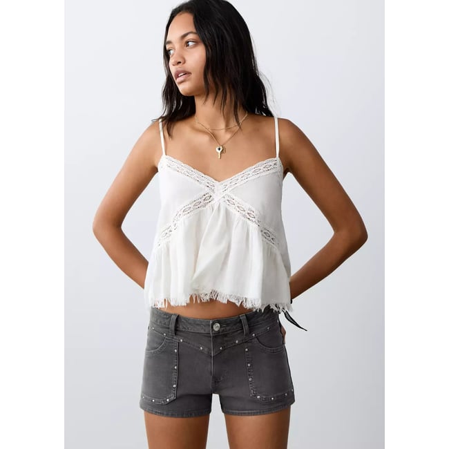 Short poches à clous gris anthracite <span itemprop=