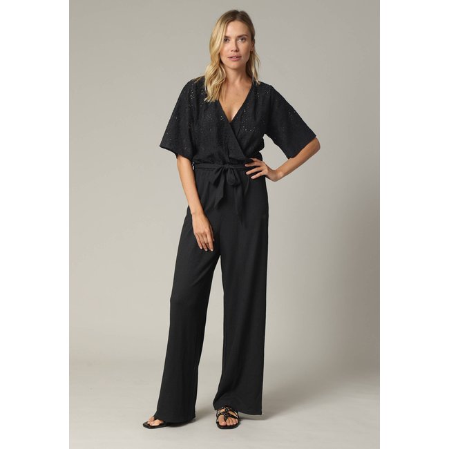 Combinaison femme noire cache-cœur avec maille fantaisie TAYLA noir <span itemprop=