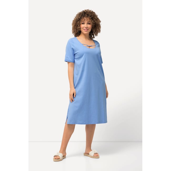 Robe trapèze en jersey. Décolleté rond et bleu clair <span itemprop=