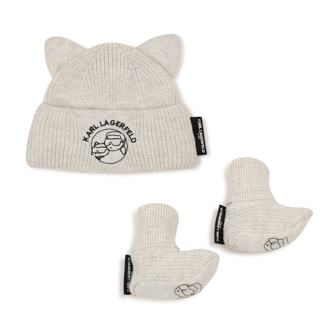 Ensemble bonnet et chaussons beige chine <span itemprop=