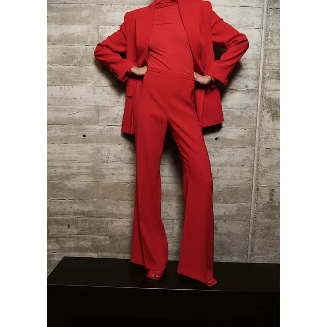 Pantalon de costume taille haute rouge <span itemprop=