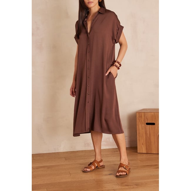 Robe NAYAA satinée - Maison 123