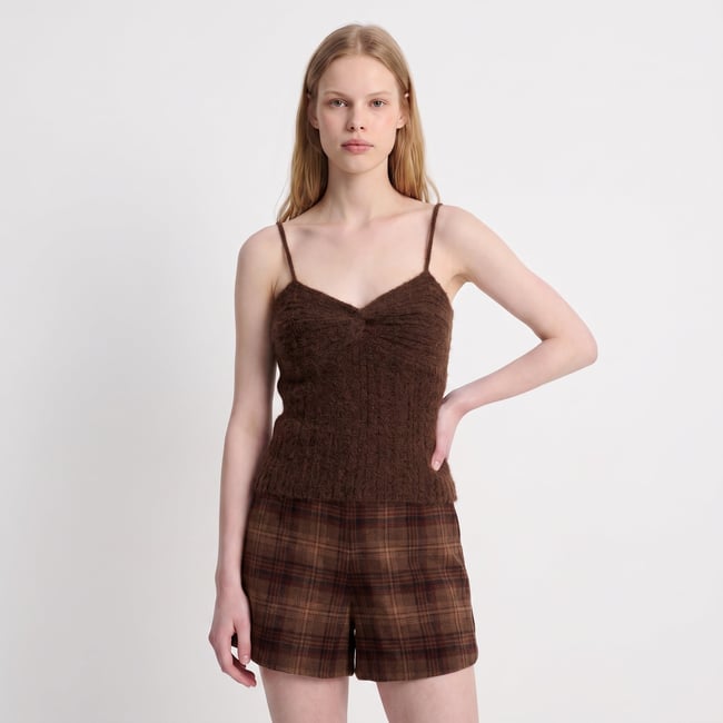 Top décolleté cœur maille côtelée fines bretelles ALENA brown <span itemprop=