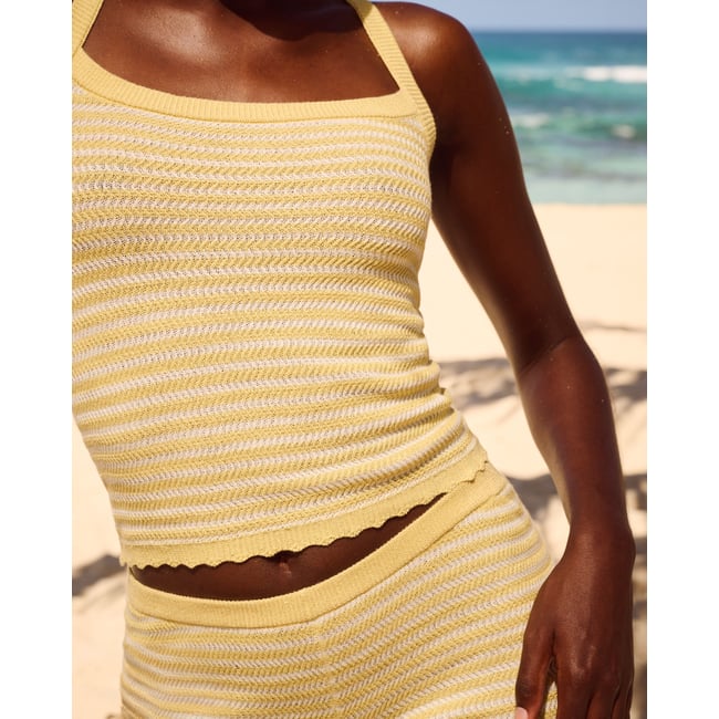 Débardeur léger en crochet rayé SUNCROCHIZ jaune <span itemprop=