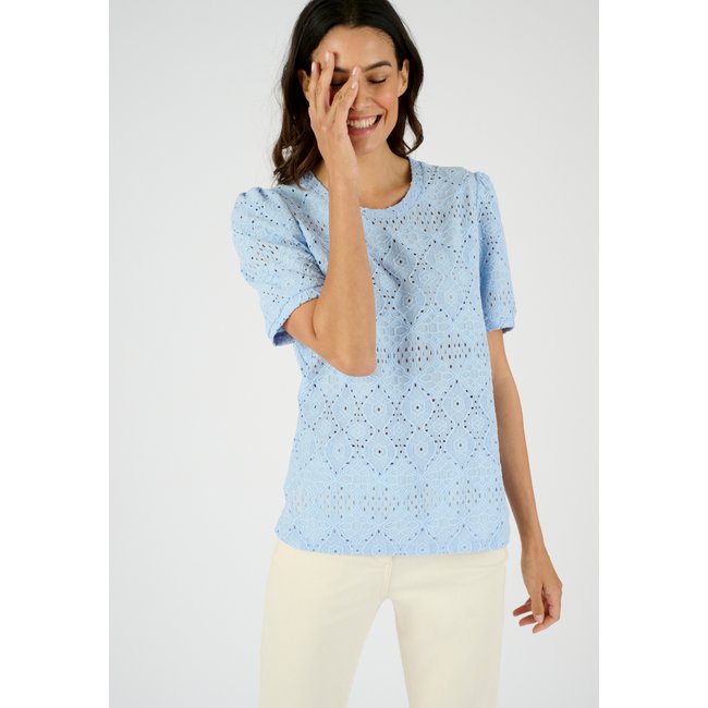 T-shirt en maille ajourée effet dentelle bleu grisé <span itemprop=