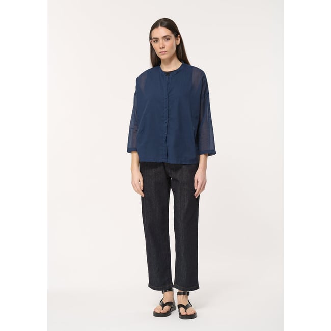Chemise bleu marine oversize en voile de coton marine <span itemprop=