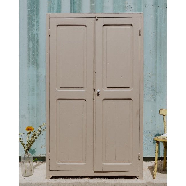 Armoire en bois beige Blandine N°428 - Bon état Couleur bois foncé <span itemprop=