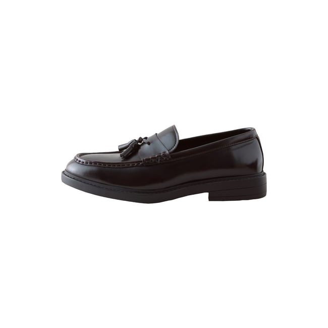 Mocassins à semelle épaisse et pampilles rouge bordeaux <span itemprop=