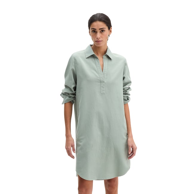 Robe chemisier relaxed en mélange de coton organique, de lyocell et de lin hellgrün <span itemprop=