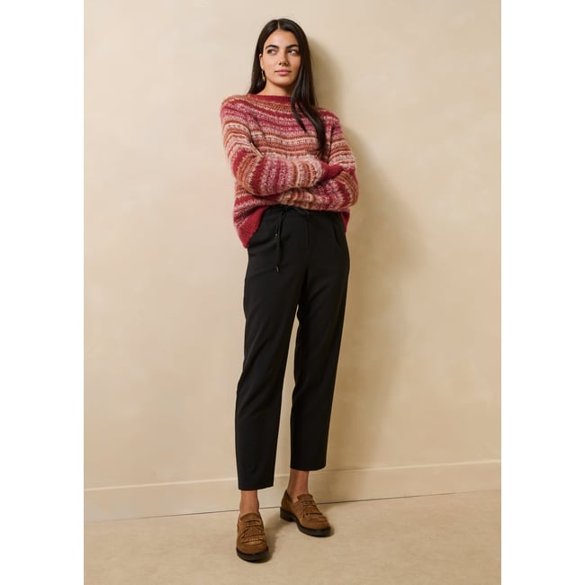 Pantalon coupe carotte noir <span itemprop=