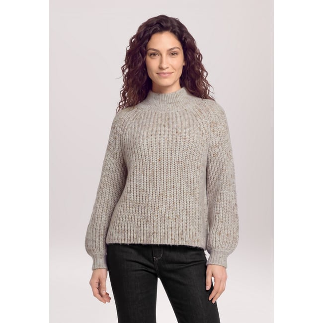 Pull-over en maille à col cheminée blanc/marron <span itemprop=