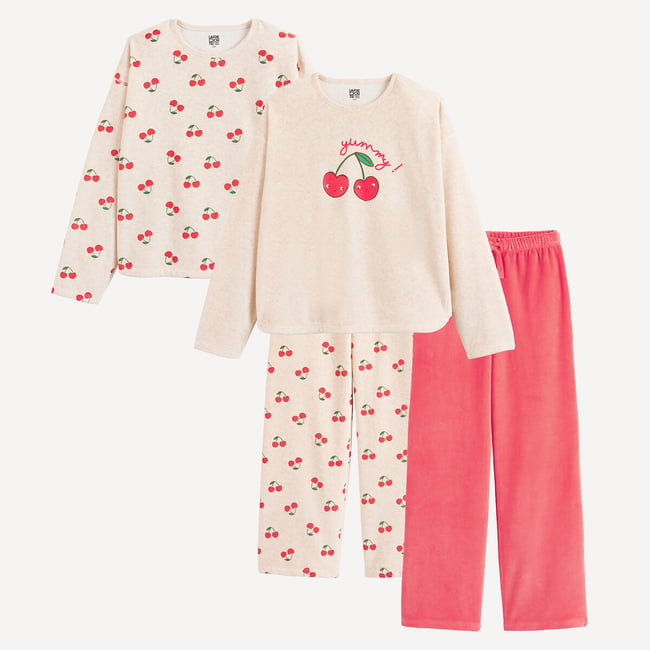 Lot de 2 pyjamas en velours, imprimé cerises beige/rouge <span itemprop=