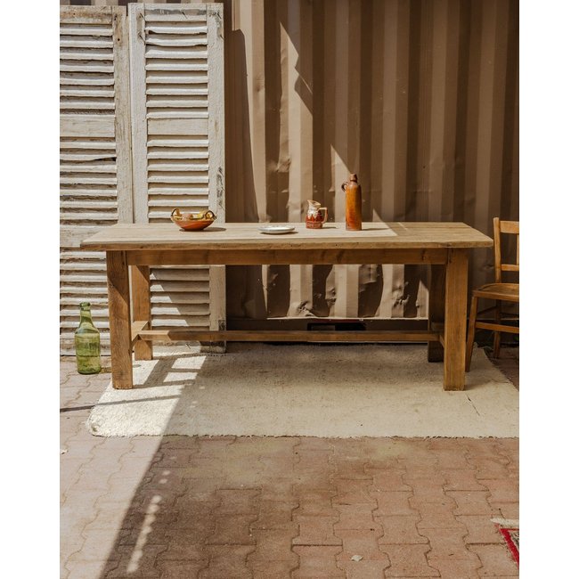 Grande table à manger en bois Romy N°1378 - Bon état Couleur bois clair <span itemprop=