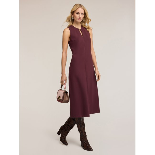 Robe midi avec passant en métal burgundy <span itemprop=