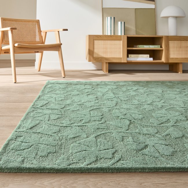 Tapis en laine motif fleurs, Tyma  Couleur vert eucalyptus <span itemprop=