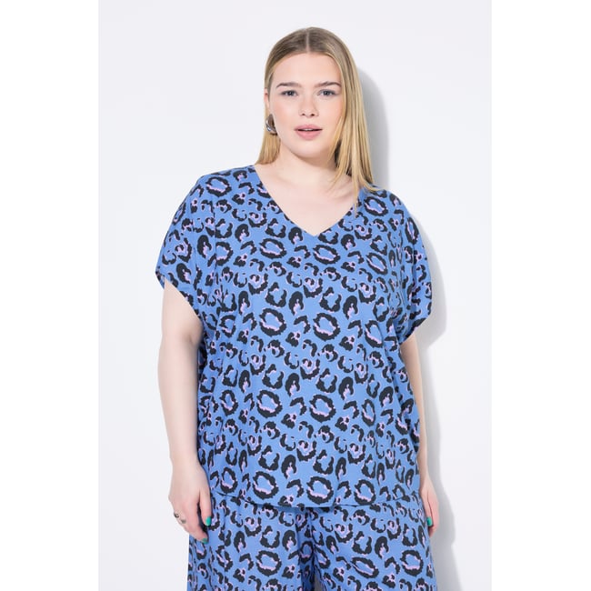 Blouse oversize, imprimé léopard bleu ciel <span itemprop=