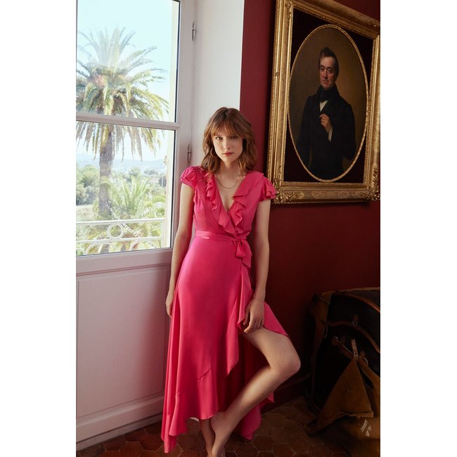 Robe longue asymétrique rose <span itemprop=