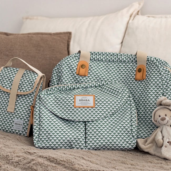 Sac à langer iconique grand volume 23 L GENEVE imprimé jeu vert sauge <span itemprop=