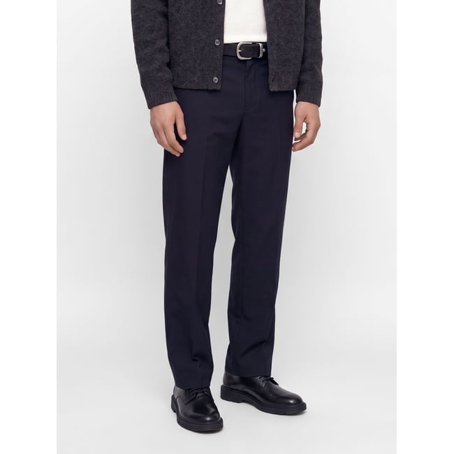 Pantalon Chino black 1 <span itemprop=