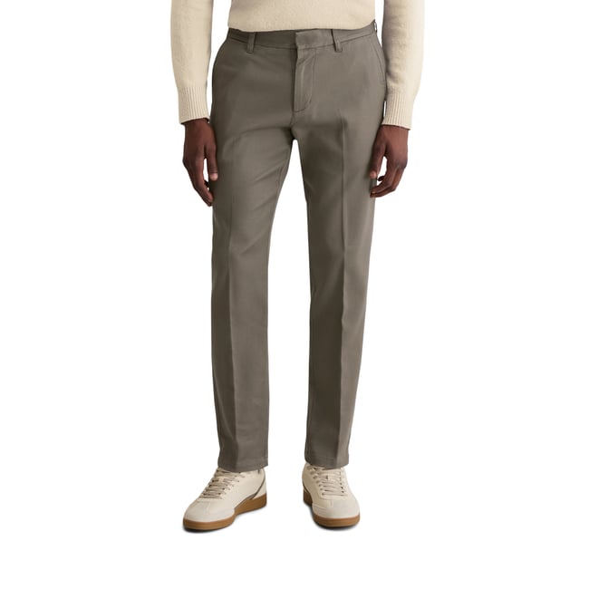 Chino modèle Osby conique en doux mélange de coton bio et de lyocell - MARC O'POLO