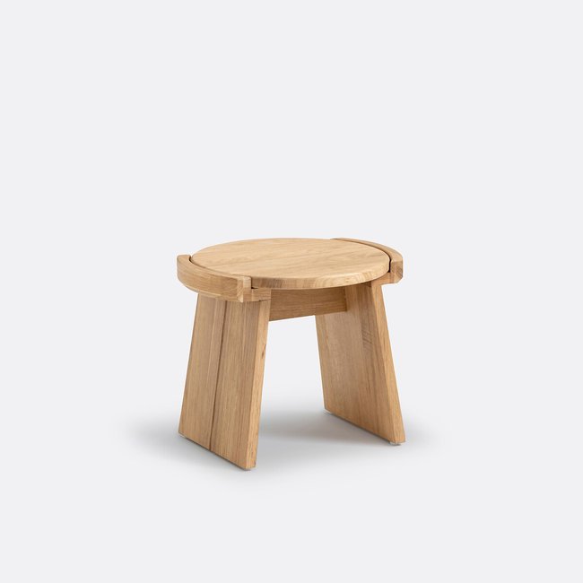 Mini tabouret, en chêne massif, hauteur 30 cm, TIBET Couleur chêne <span itemprop=