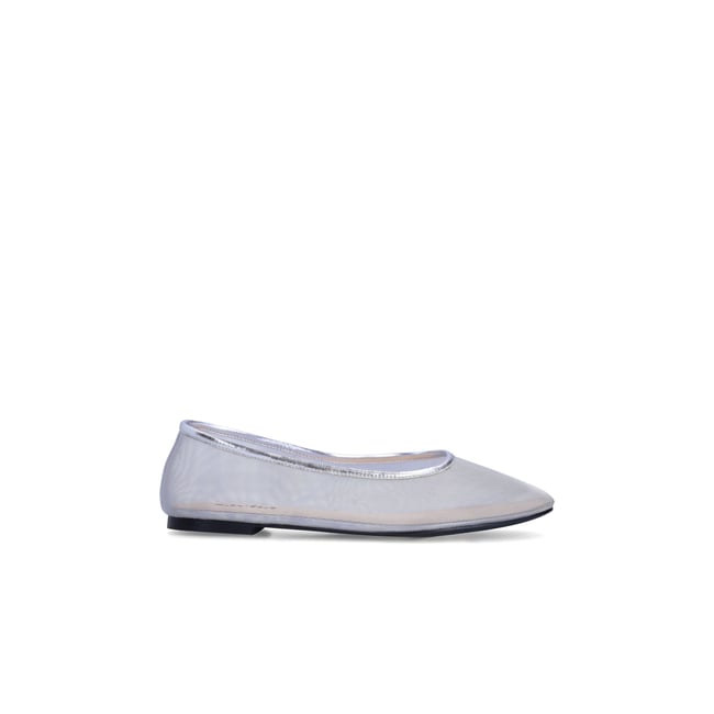 Ballerines en mesh argent <span itemprop=