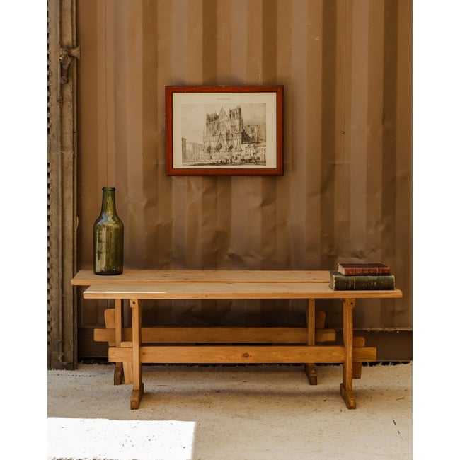 Paire de bancs en bois Antoine N°463 - Bon état Couleur bois clair <span itemprop=