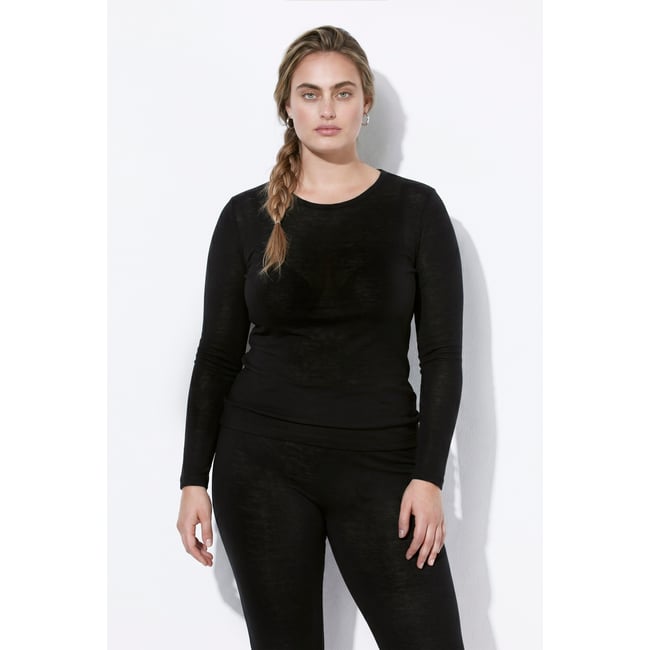 T-shirt en maille fine, coupe Slim Fit noir <span itemprop=