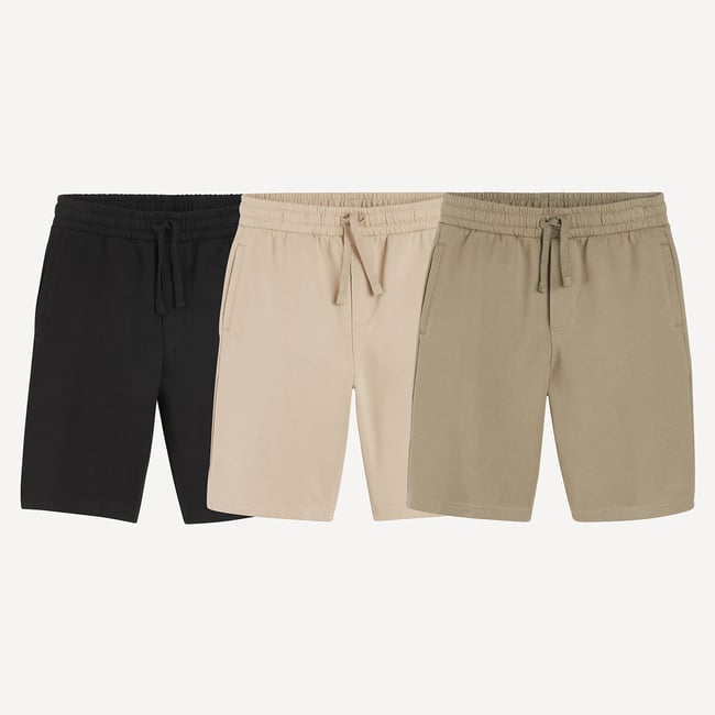 Lot de 3 bermudas en molleton  noir + beige + kaki <span itemprop=