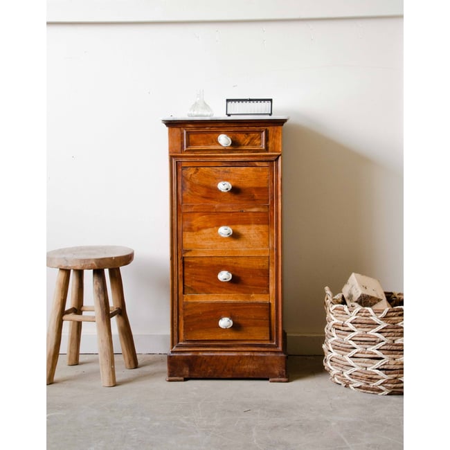 Table de chevet avec son plateau en marbre Odile N°1387 - Bon état Couleur bois foncé <span itemprop=