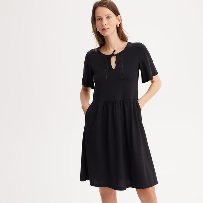 Robe évasée, mi-longue, manches courtes  noir <span itemprop=