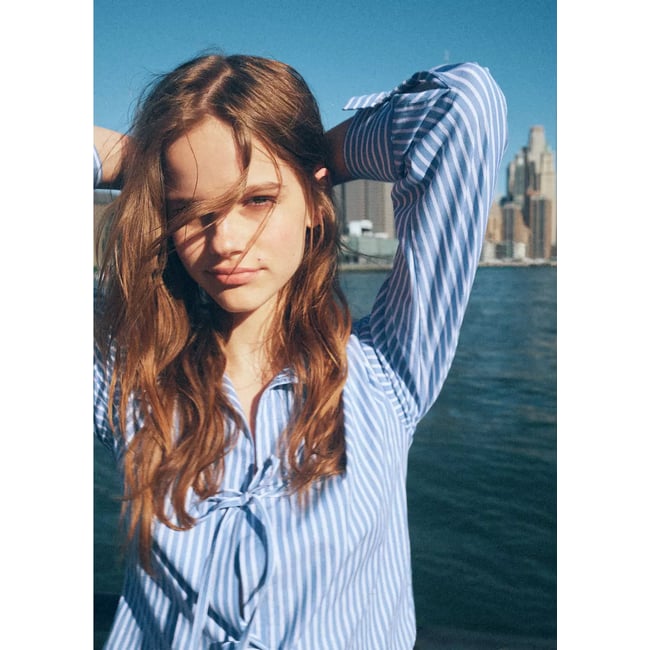 Chemise rayures nœuds bleu ciel <span itemprop=
