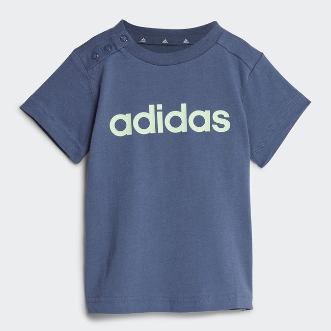 White adidas shirt outfit online